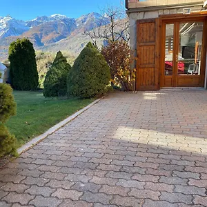 Bel Modernise Avec Terrasse. Appartement